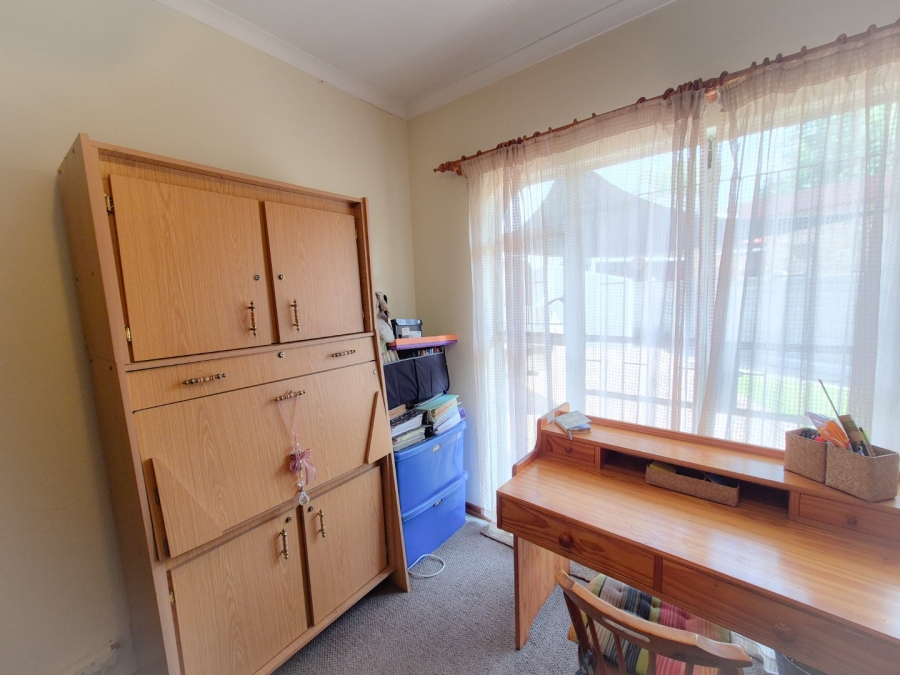 4 Bedroom Property for Sale in Vaalpark Free State
